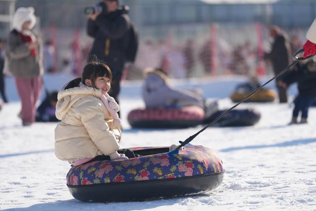 鸟巢冰雪欢乐多
