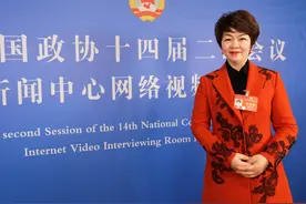 全国政协委员、来伊份总裁郁瑞芬：建议引导开店科学布局 规范特许加盟市场图片