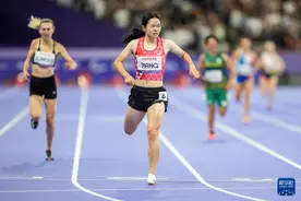 巴黎残奥会｜田径——女子400米T37级：蒋芬芬获得亚军图片