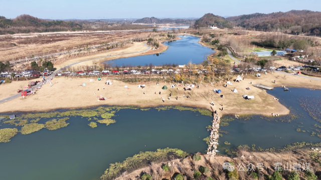 冬日暖阳引客来 霍山东淠河湿地公园成热门打卡地