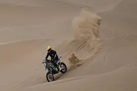 2025环塔丨风沙石影中 环塔冠军悬念升级图片