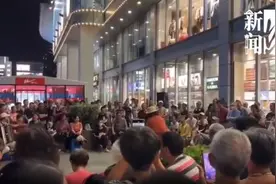 沪上多地广场舞露天卡拉OK扰民 附近居民苦不堪扰 有组织者这样说图片