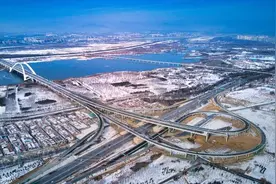 助力京津冀交通一体化 京雄高速全线贯通构建京雄1小时交通圈图片