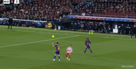 西甲：巴萨3-1逆转马竞