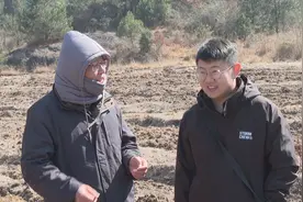 农产品出山难资本下乡难，教授在深山指导种地破两难图片