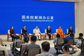 中国高铁跨入“永磁时代”  破解世界难题实现“一升一降”图片