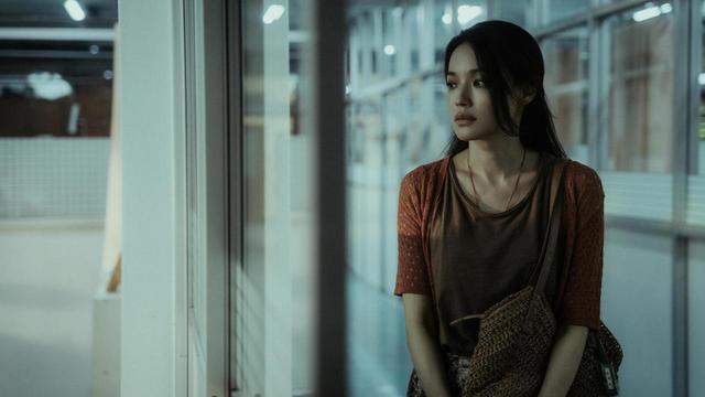 舒淇做导演：“告诉所有受伤的女孩，勇敢走出自己的未来”