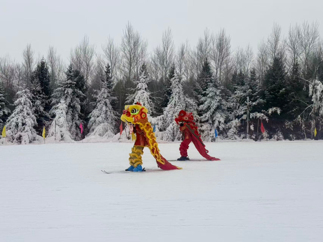 第三届冬喜（禧）主题活动暨“冰雪天地 燃动北林”北林区金龟山庄第十一届冰雪嘉年华活动启幕