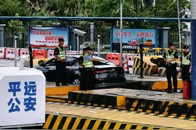 “无人机+AI”化身“空中哨兵”，平远公安创新警务模式守护粤赣边界安全图片