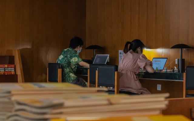 拒绝35岁中年人的青旅,00后也不住了