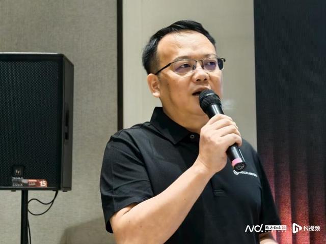 无线麦“一哥”猛玛切入直播相机赛道，叫板苹果、索尼