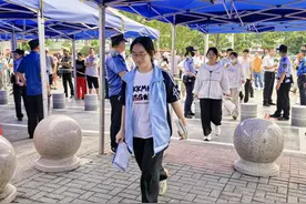 今天开考！池州1.2万余名学子步入考场图片