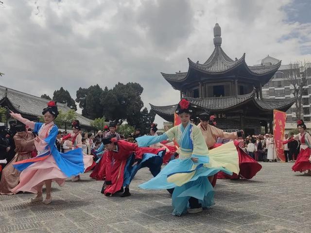 昭通古城文脉雅韵巡游活动精彩纷呈