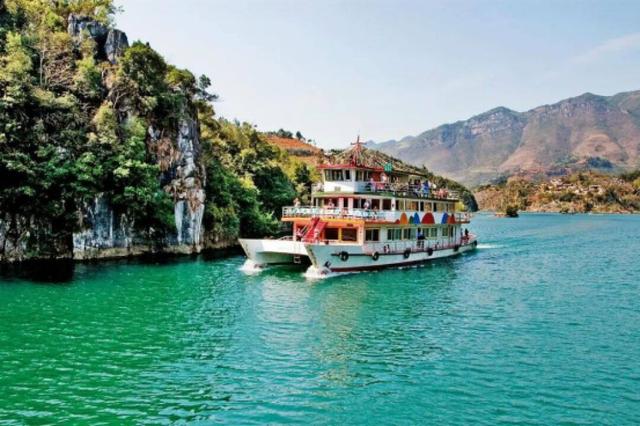 我在云南等你丨曲靖：中秋国庆来一场治愈之旅——观美景、寻美味、觅诗意