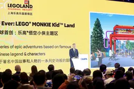 史福瑞：全球近25个团队协作，最大乐高人仔总共花费11个月图片