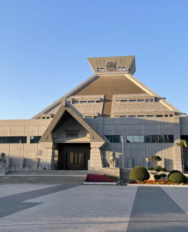 国庆出游新风向：河南文化游出圈，“拼假”解锁旅行深度体验