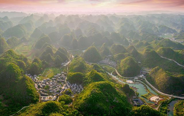 屯堡之旅：看地戏起舞 听铜鼓回响​