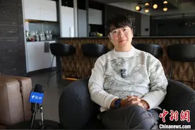 郎朗：演奏时我不会感到累图片