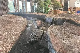 千斤纸浆复原“都江堰”图片