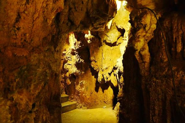 富源多乐原： “四层溶洞 + 非遗体验 + 现代游乐” 解锁复合型旅游新体验