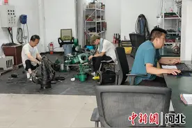 河北三河：帮扶就业解心忧图片