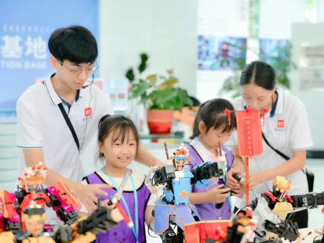 “逛工厂”，为什么成为新潮流？