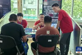 本科IT男转行送外卖？深圳快递专场招聘现跨界潮图片