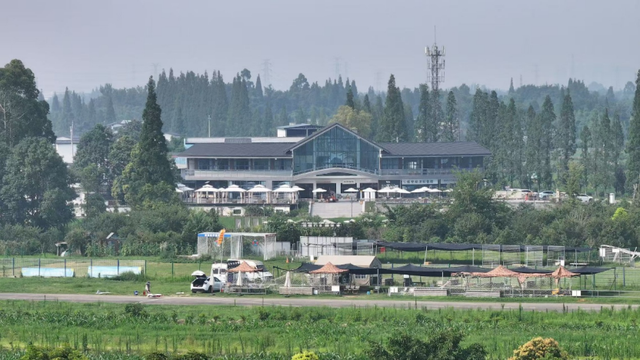 金秋十月去哪儿 万千气象成都行丨去田野里撒欢！3条线路请收好
