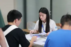 “研”途开启！合肥工大2025级研究生新生报到图片