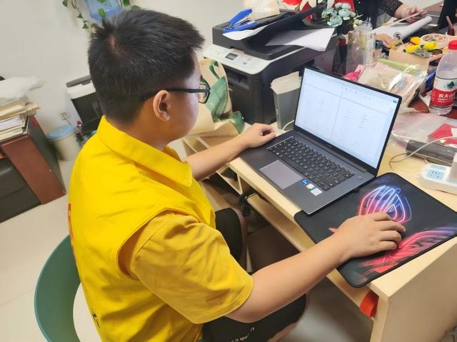 广元市博物馆里的青春志愿｜2025年暑期志愿服务纪实