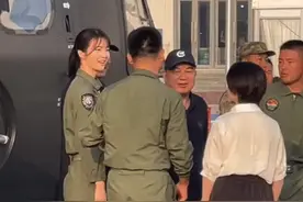 颜值是她最不起眼的优点：一文带你了解今年珠海航展最火女飞行员图片