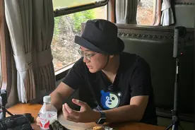 6090公里！坐火车纵贯中国，00后铁路UP主的“轨道人生”图片