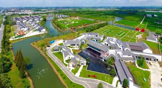 一路秋色一路景，走起~