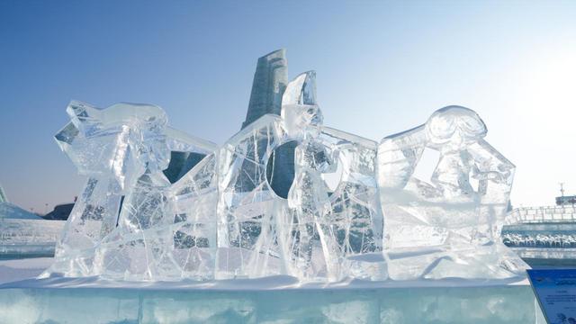 冰可雕万物？哈尔滨冰雪大世界冰雕组团上新！