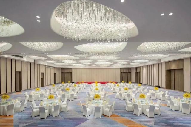 雅安首家五星级旅游饭店诞生！雅安皇冠假日酒店获评五星级旅游饭店