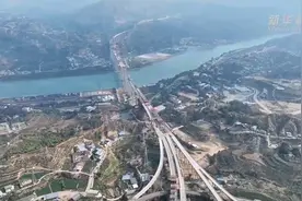 新春走基层｜大山深处建通途 走进沿江高速宁攀段施工现场图片