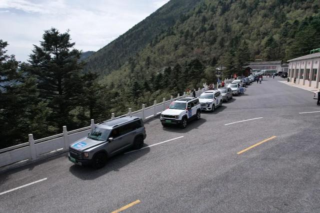 “车轮丈量秦岭主峰太白山” 自驾穿越活动成功举办