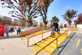 不走寻常路！2024济南潮流体育运动会攀爬车场地障碍赛圆满举行图片