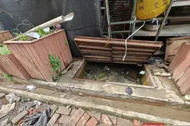 极目帮办|管道破损导致自来水漏水数月，市民来电直呼“白白流淌很可惜”，记者协调水务部门修复图片