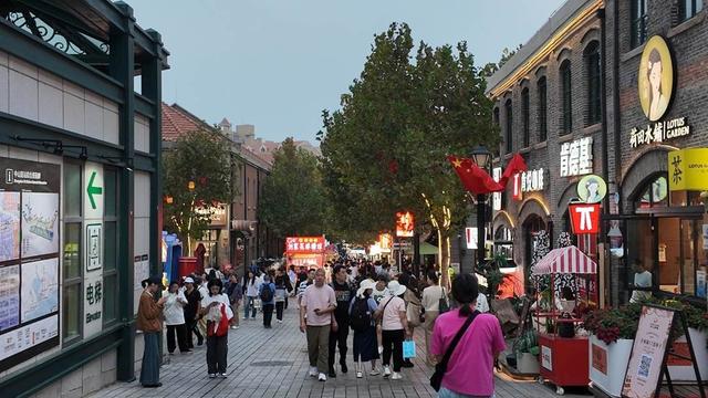大鲍岛文化休闲街区国庆中秋假期前三天迎客28.79万人次