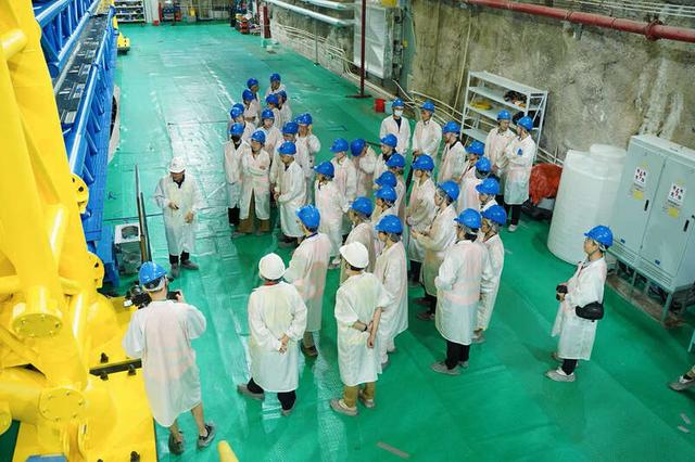 多国华裔青年探寻湾区科技脉动