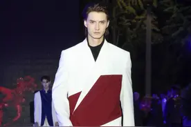 SS2025北京时装周开幕图片