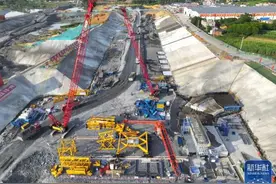 西部陆海新通道骨干工程平陆运河建设掠影图片