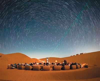 在夜游中体验另一种精彩（文旅新象）
