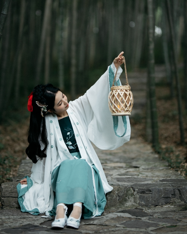 “我在宝华山组了个泡山菊”