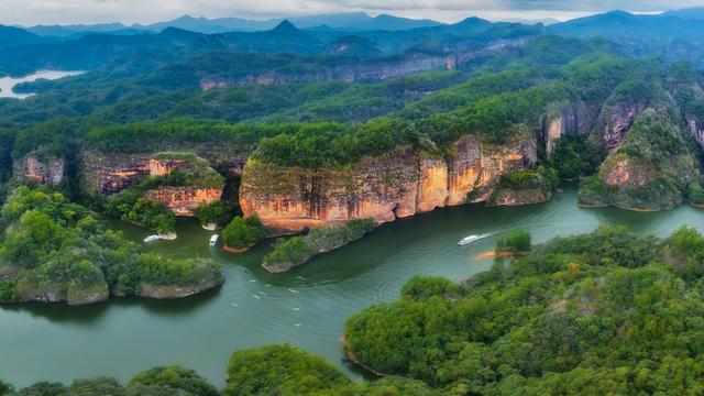 福建三明千年“福气”漫游指南：山水、小吃、客家魂，让5国老外集体上头！