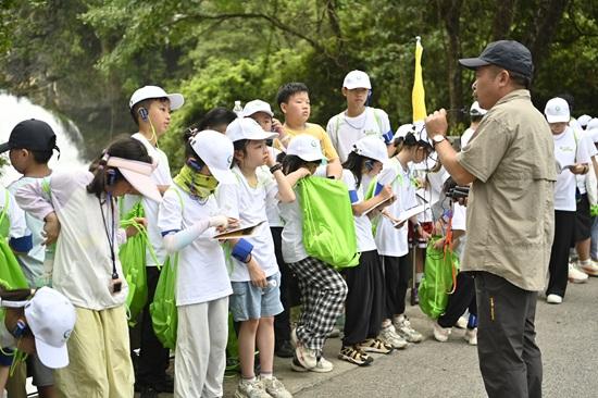 【全国生态日】贵州举办“走进南方喀斯特 探秘地球绿宝石”自然研学活动