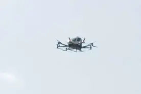 无人驾驶载人航空器在海南陵水首飞图片
