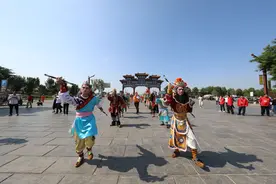 炫燃！商丘肘歌激情“碰撞”潮汕英歌舞图片