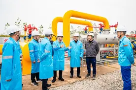 会战70天，武汉绕城高速中洲至北湖段川气东送迁改临时保供工程正式投产供气图片